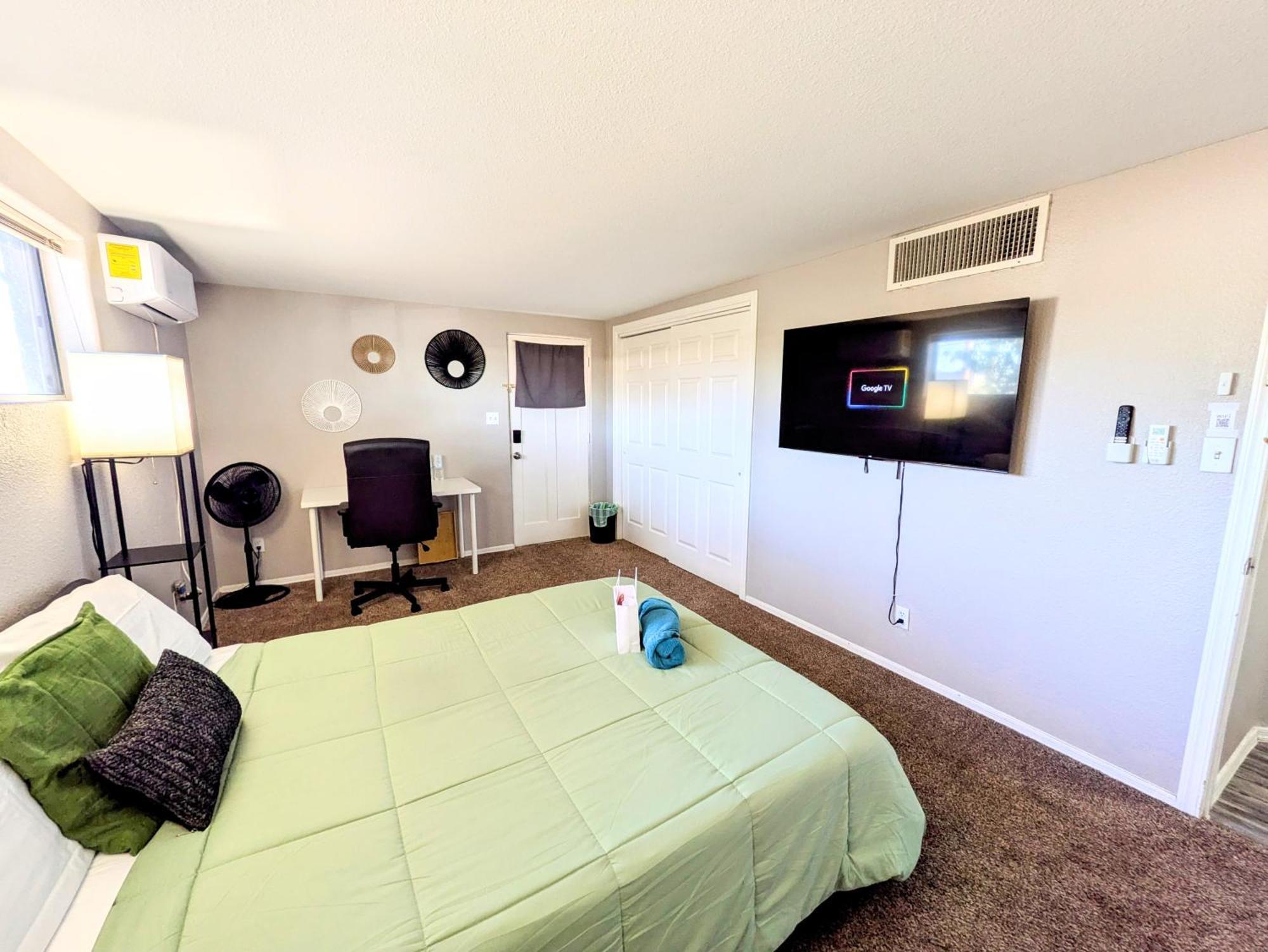 Private Rooms In Phoenix, Az Tempe Exterior photo